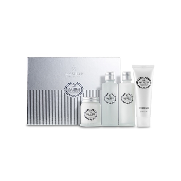 Konad Набор для лица на основе овечьего молока Lila Lily Sky Sheep Skin Care Line: очищающая пенка 100 мл, тонер 120 мл, эмульсия 120 мл, крем 100 гр купить